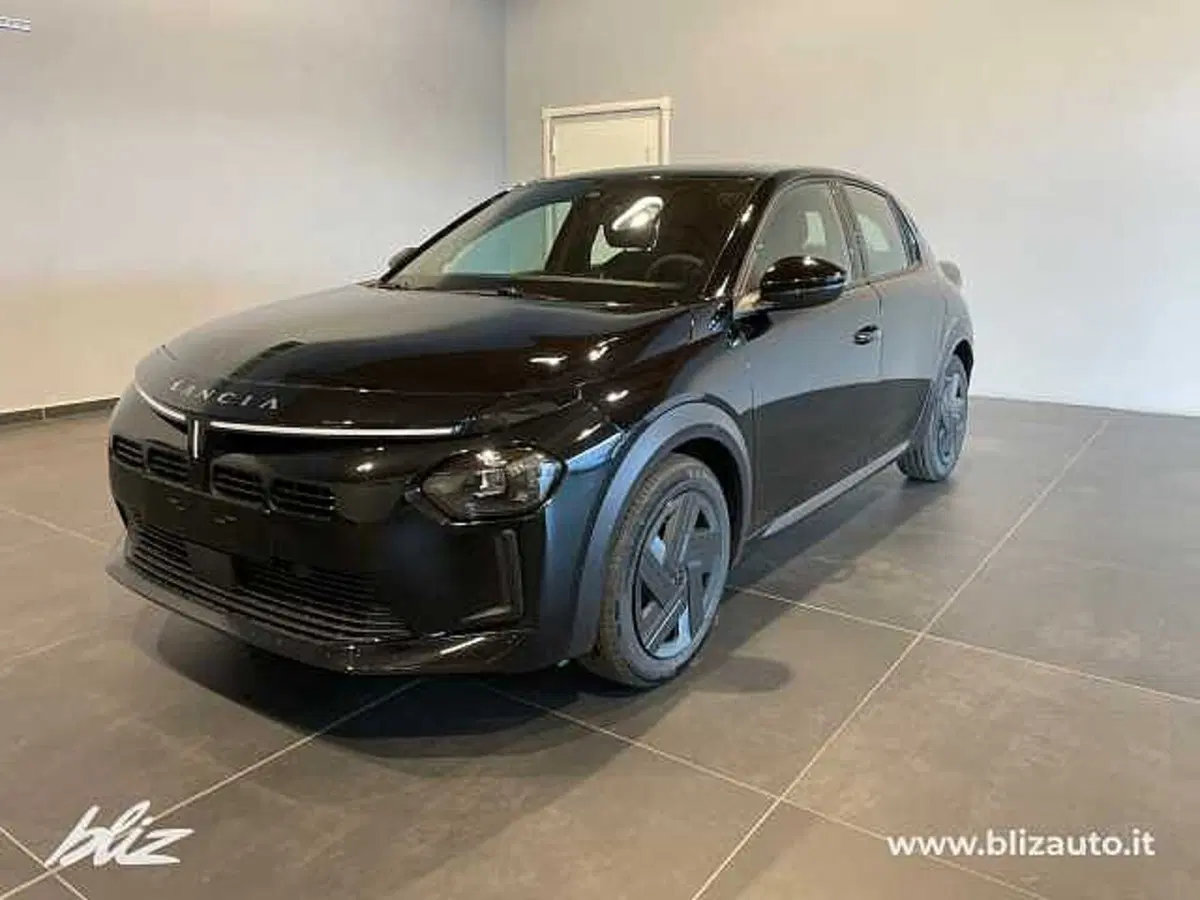 Lancia Ypsilon nuova a Udine