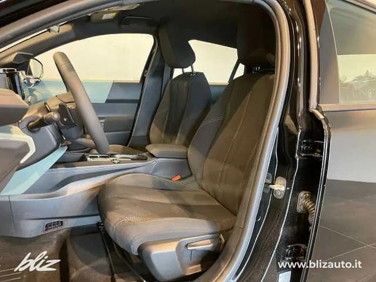 Lancia Ypsilon nuova a Udine (12)