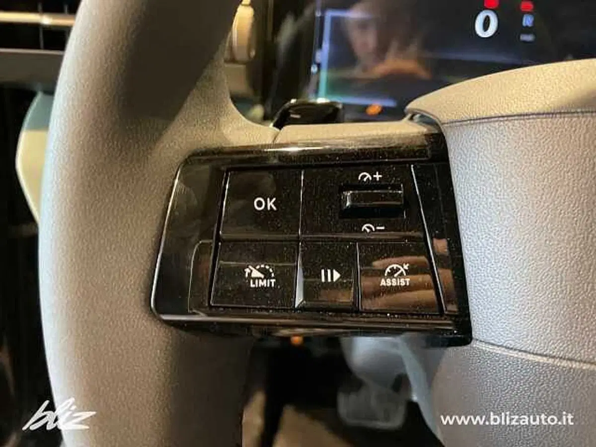 Lancia Ypsilon nuova a Udine (17)