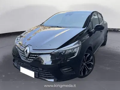 Renault Arkana Hybrid E-Tech 145 CV Techno del 2023 usata a Meda
