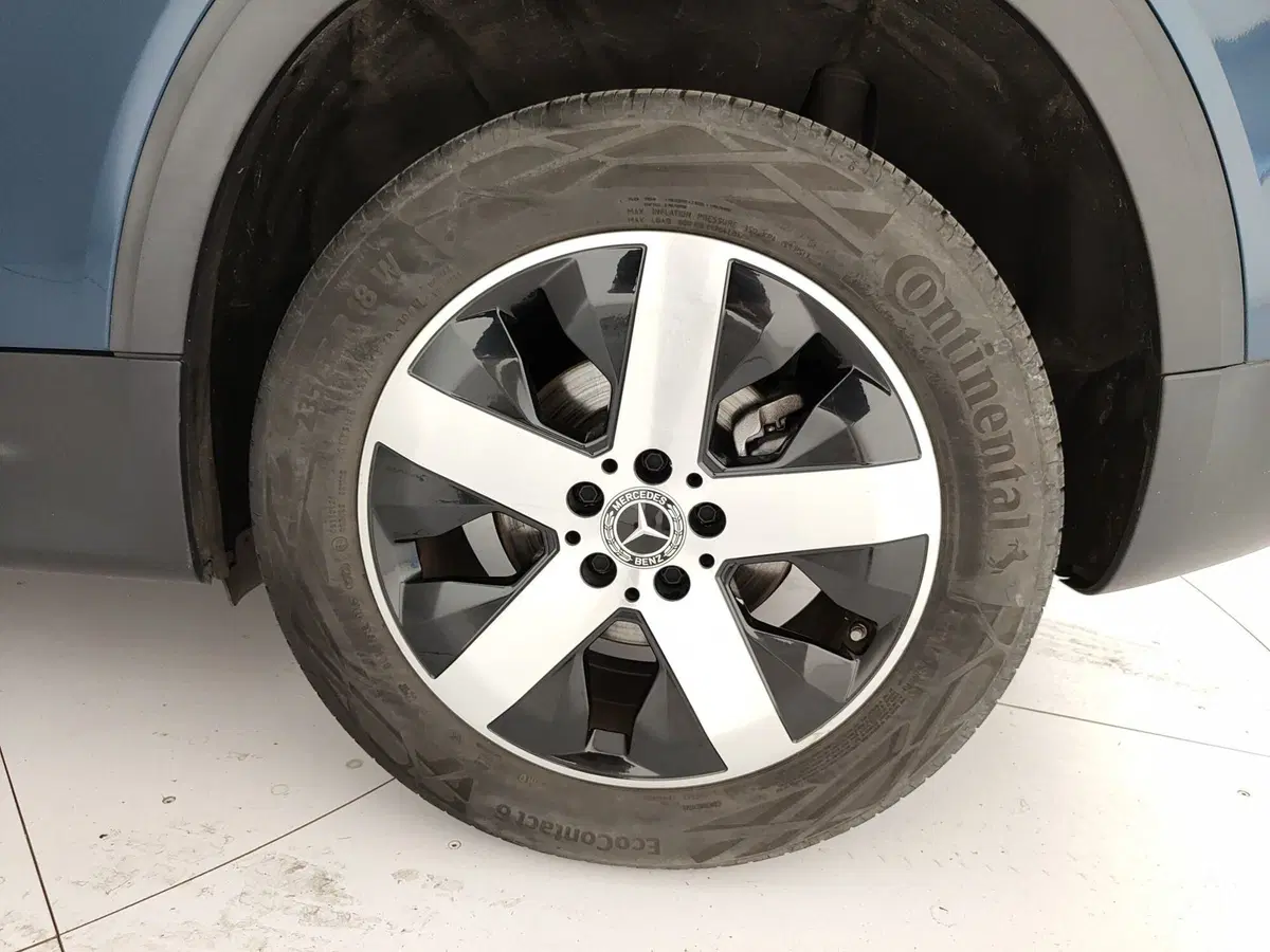 Mercedes-Benz GLB usata a Caserta (11)