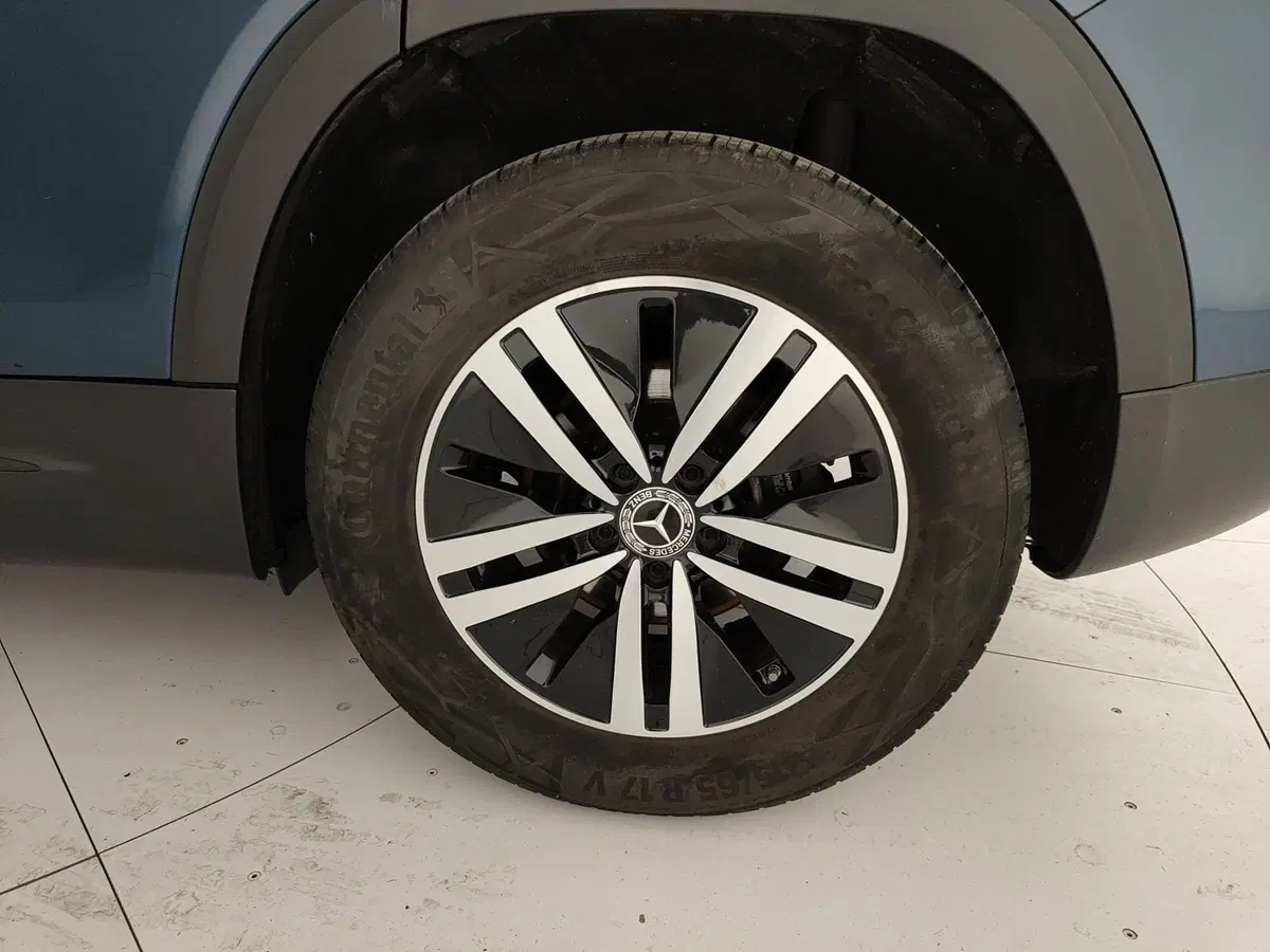 Mercedes-Benz GLB usata a Caserta (11)