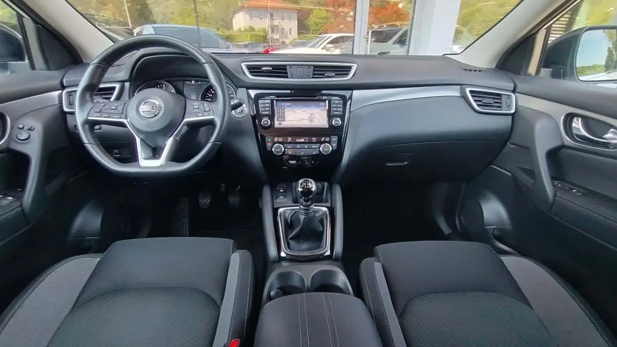Nissan Qashqai usata a Belluno (9)