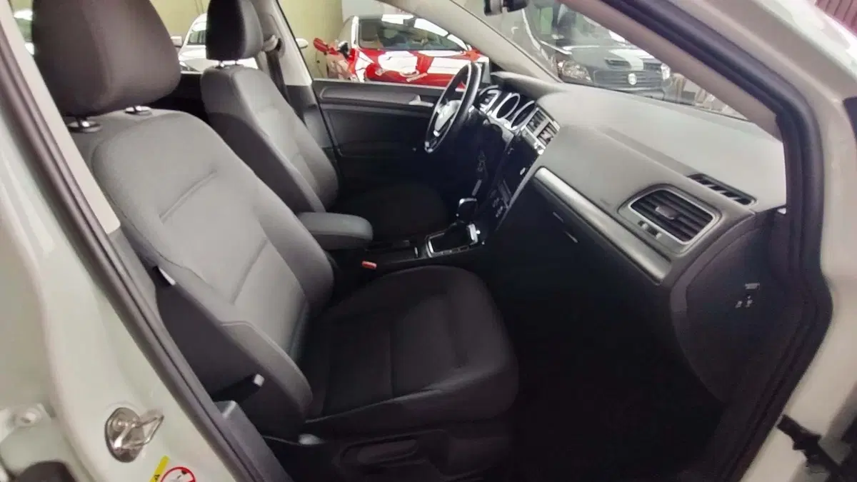 Volkswagen Golf usata a Belluno (8)