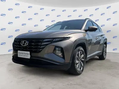 Hyundai Tucson 1.6 hev Xtech 2wd auto del 2022 usata a Pistoia