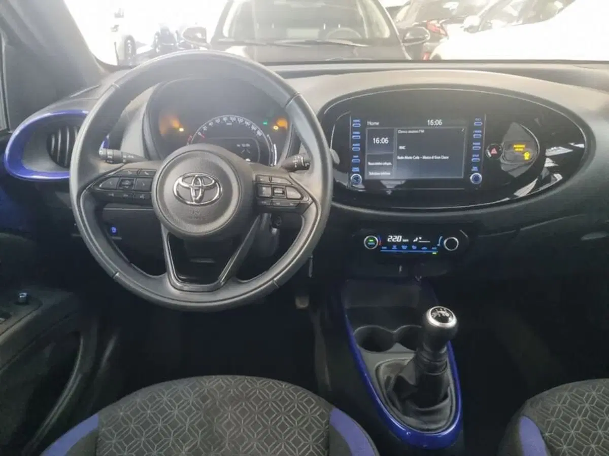 Toyota Aygo X usata a Vicenza (13)