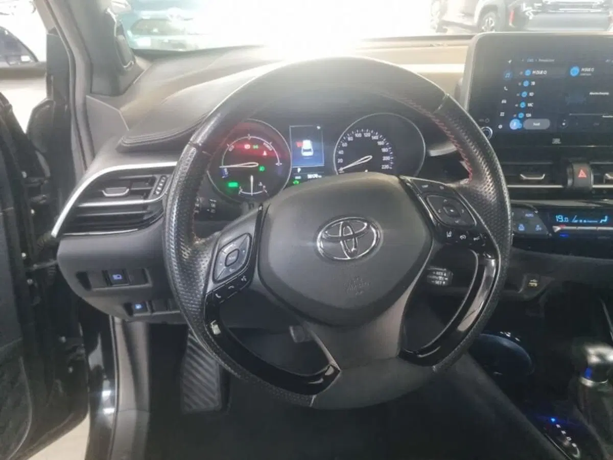 Toyota Toyota C-HR usata a Vicenza (16)