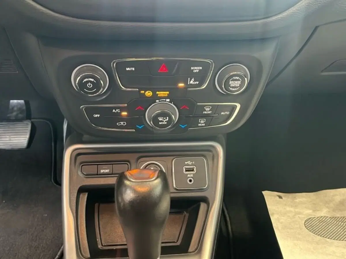 Jeep Compass usata a Vicenza (9)