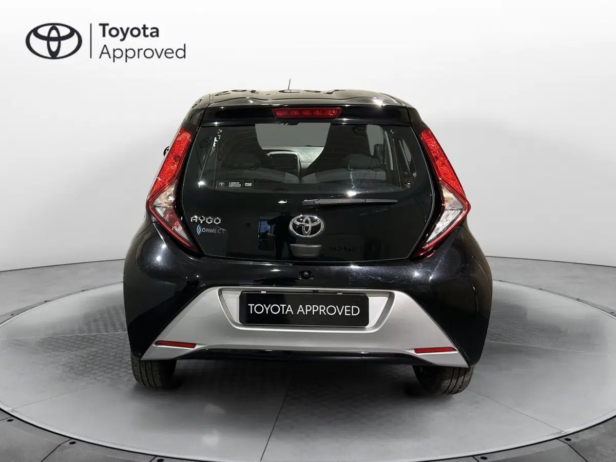 Toyota Aygo usata a Milano (4)
