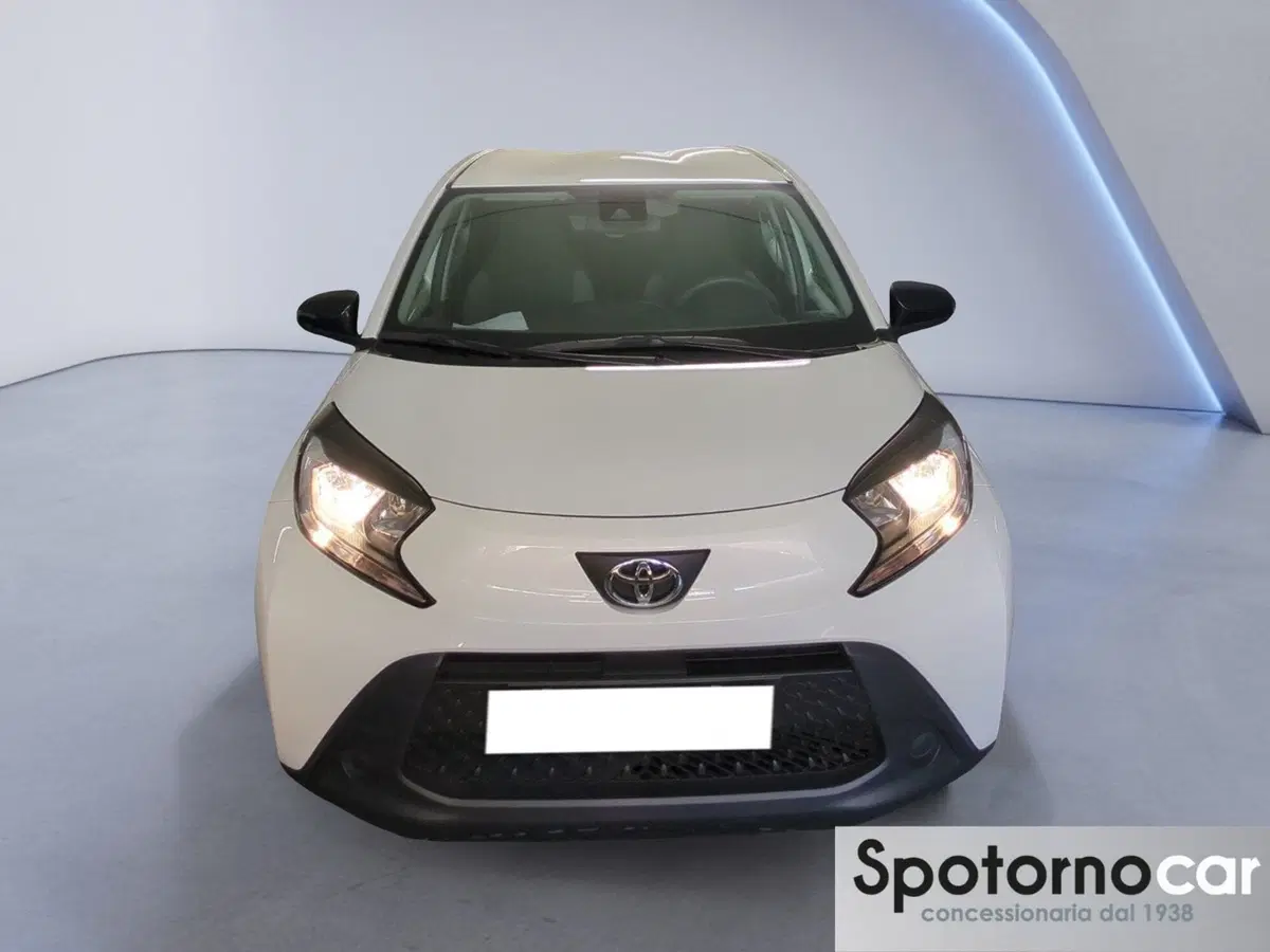 Toyota Aygo X usata a Milano (6)