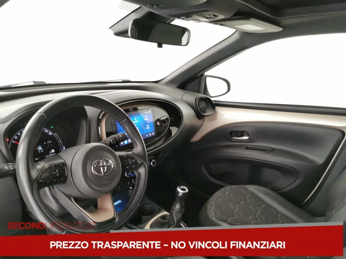 Toyota Aygo X usata a Chieti (19)