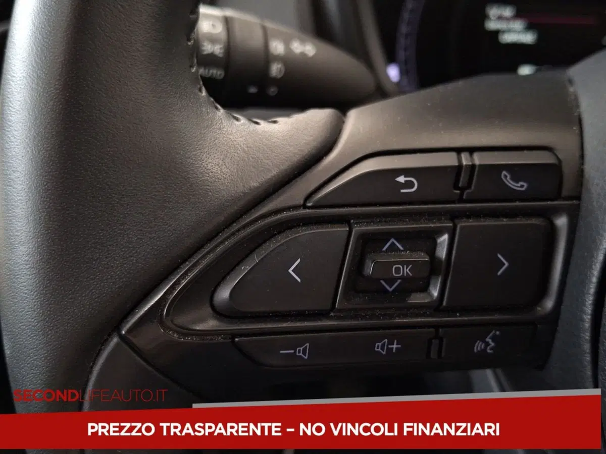 Toyota Aygo X usata a Chieti (9)