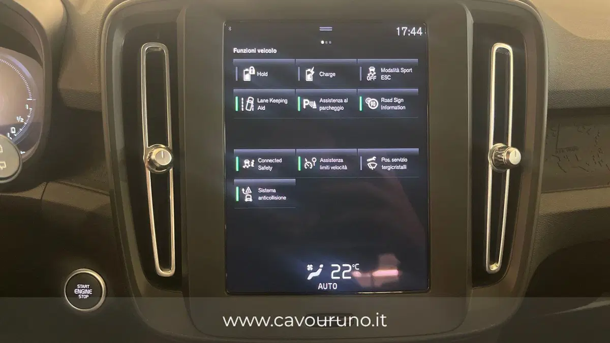 Volvo XC40 usata a Ferrara (16)