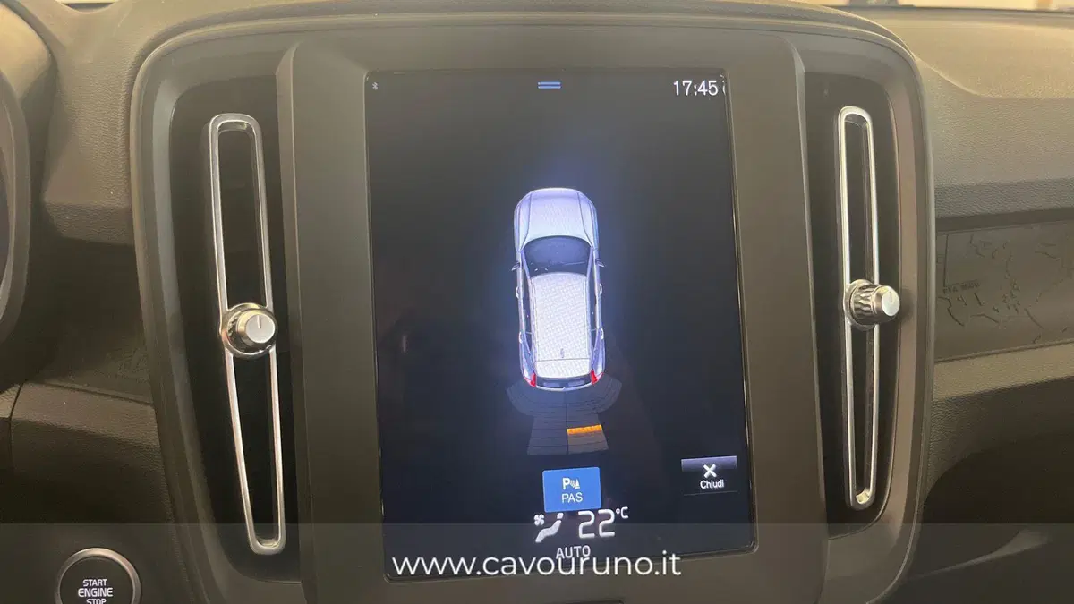 Volvo XC40 usata a Ferrara (18)