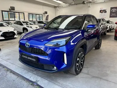 Toyota Yaris Cross Trend fwd 115cv e-cvt del 2023 usata a Modena
