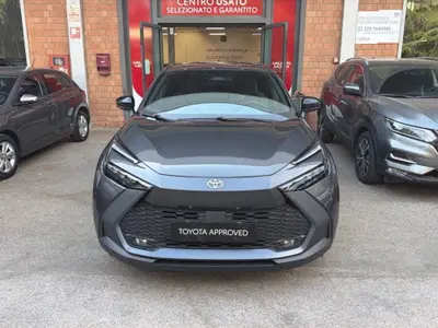 Toyota Toyota C-HR 1.8 hv Lounge fwd e-cvt del 2024 usata a San Lazzaro di Savena