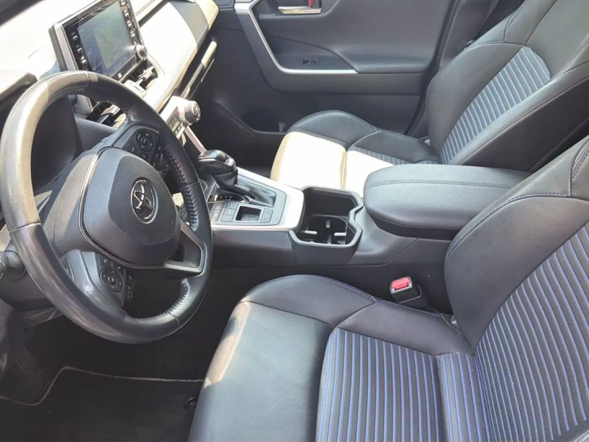 Toyota Rav4 usata a Bologna (7)