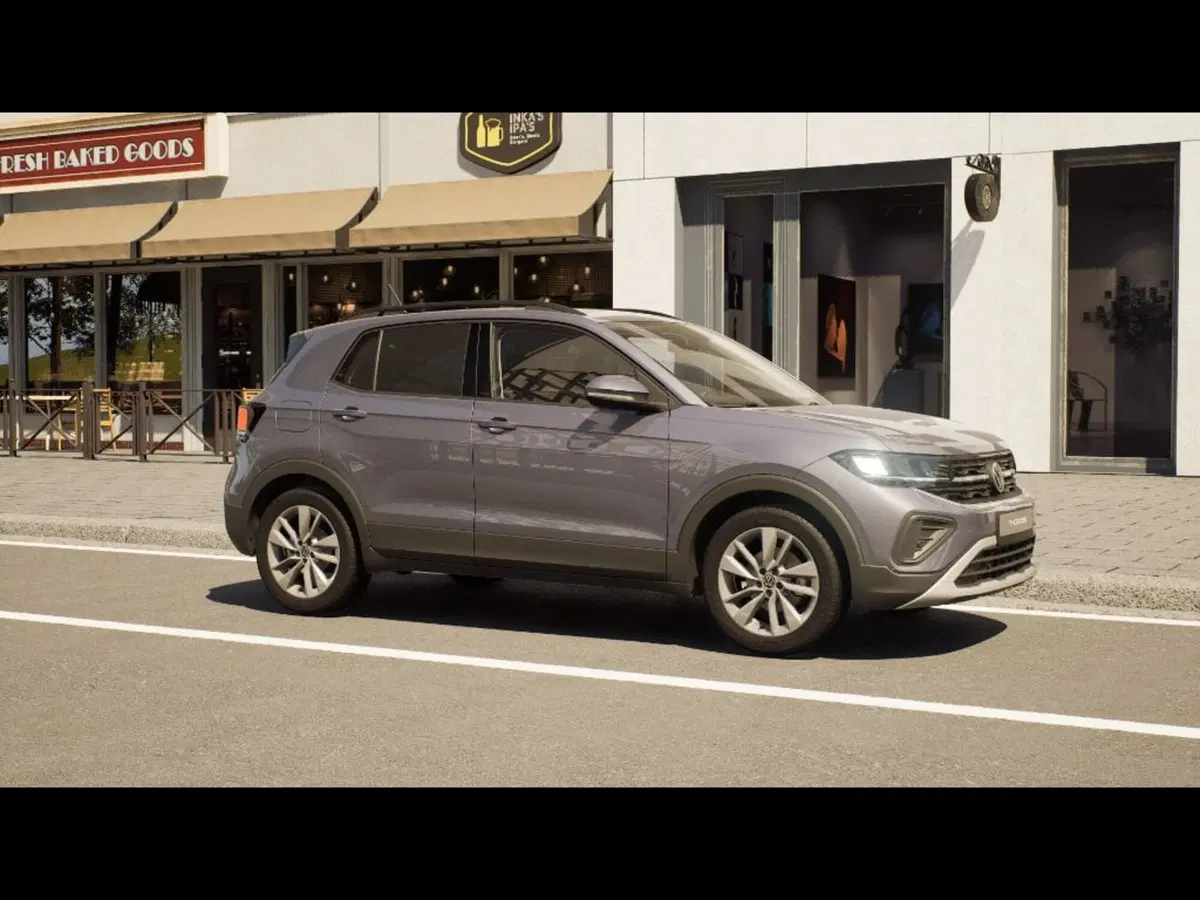Volkswagen T-Cross nuova a Livorno (3)