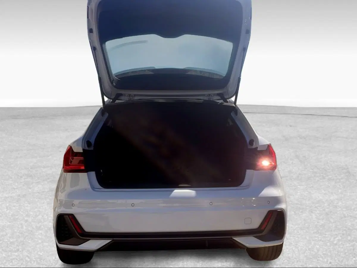 Audi A1 Sportback nuova a Livorno (7)