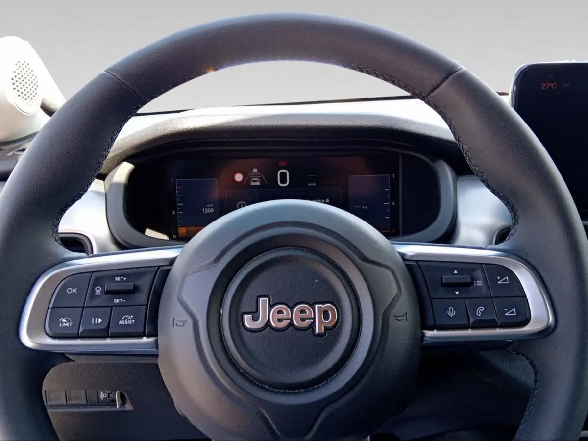 Jeep Avenger usata a Siena (10)