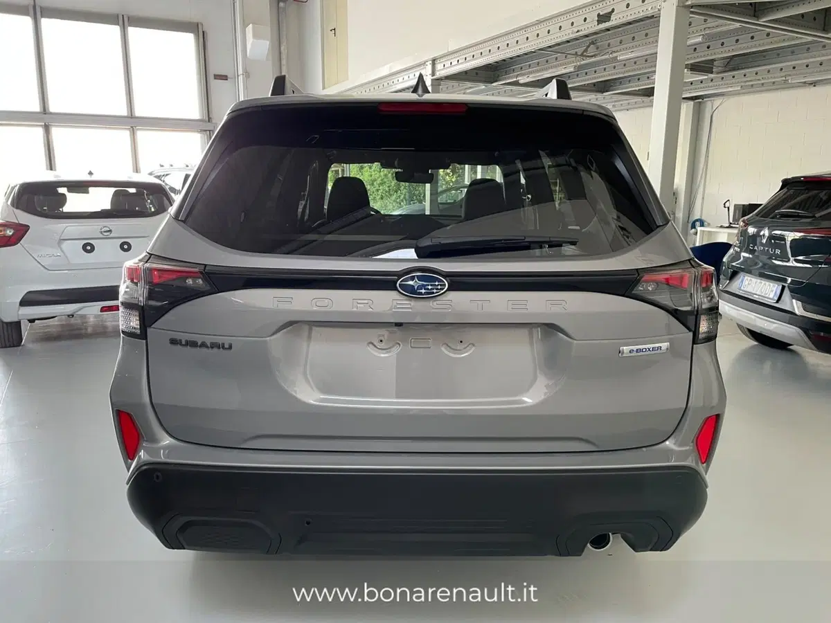 Subaru Forester nuova a Monza e Brianza (5)