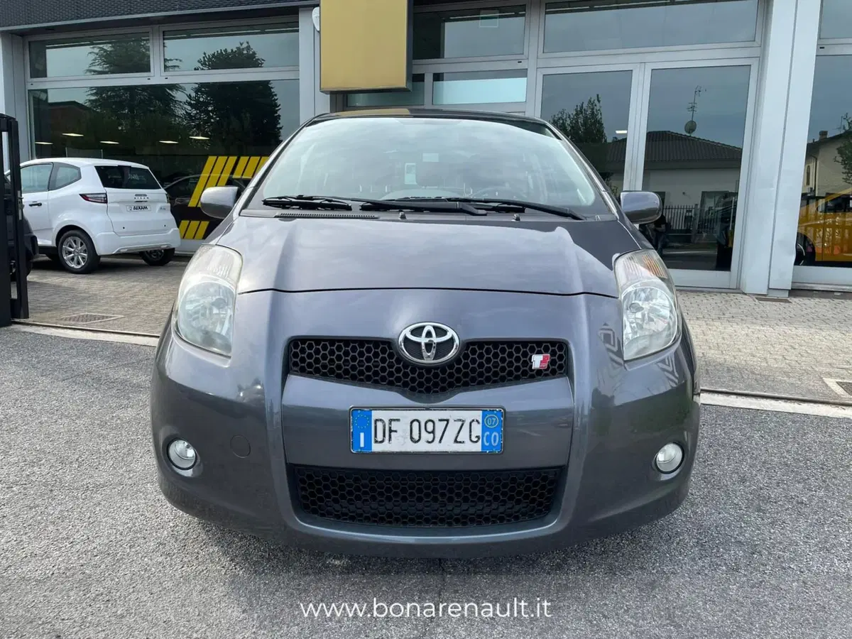 Toyota Yaris usata a Monza e Brianza (4)