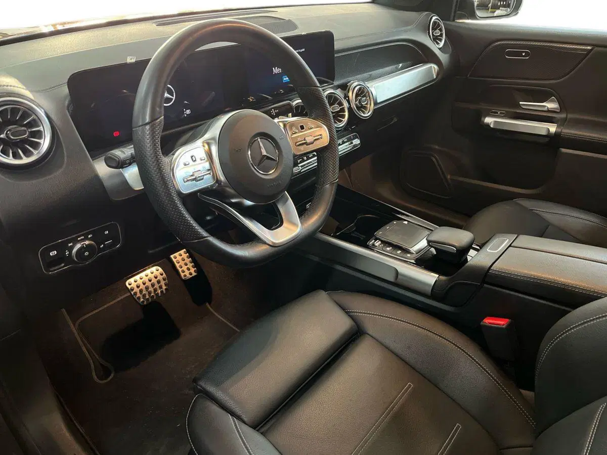Mercedes-Benz GLB usata a Lecce (10)