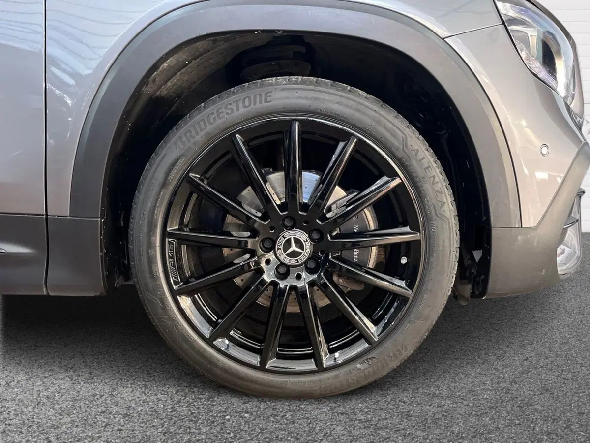 Mercedes-Benz GLB usata a Lecce (6)