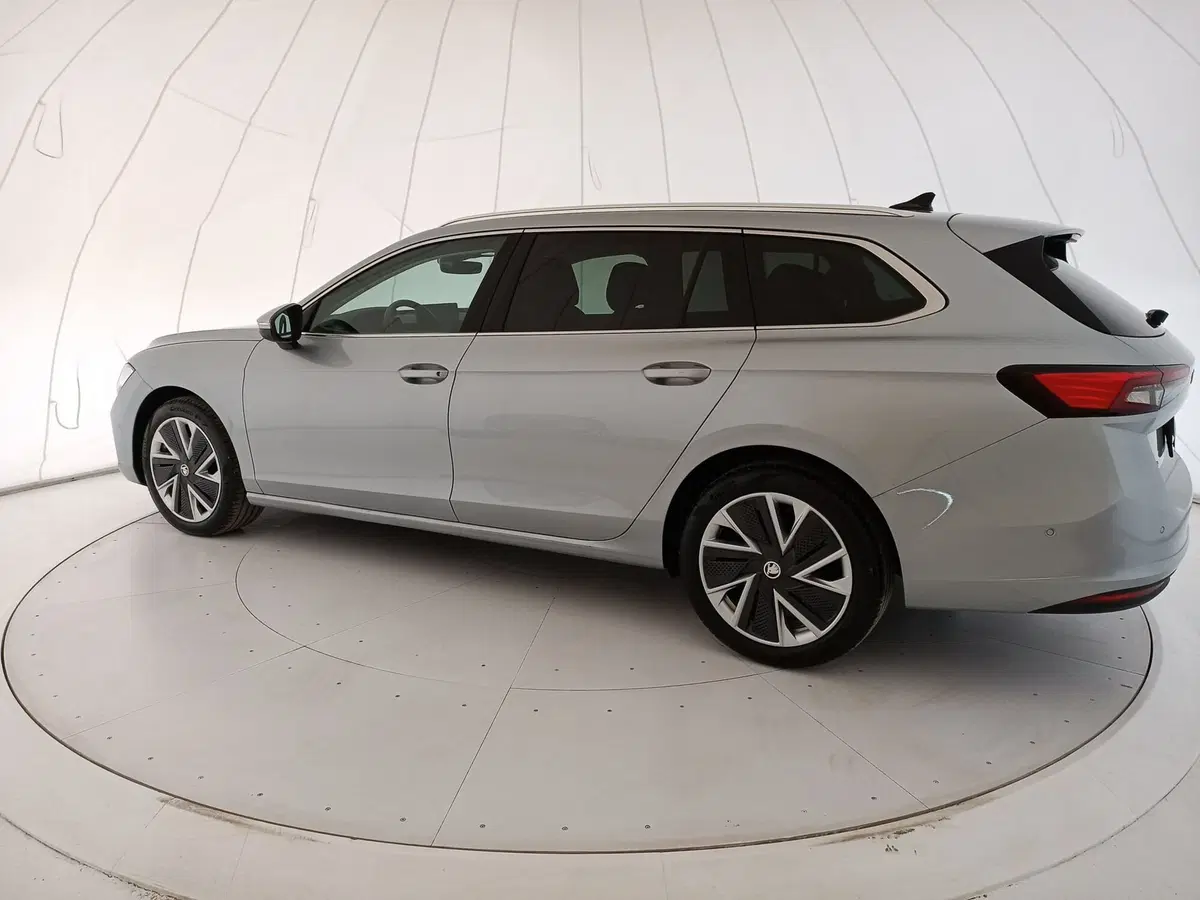Skoda Superb usata a Bari (3)