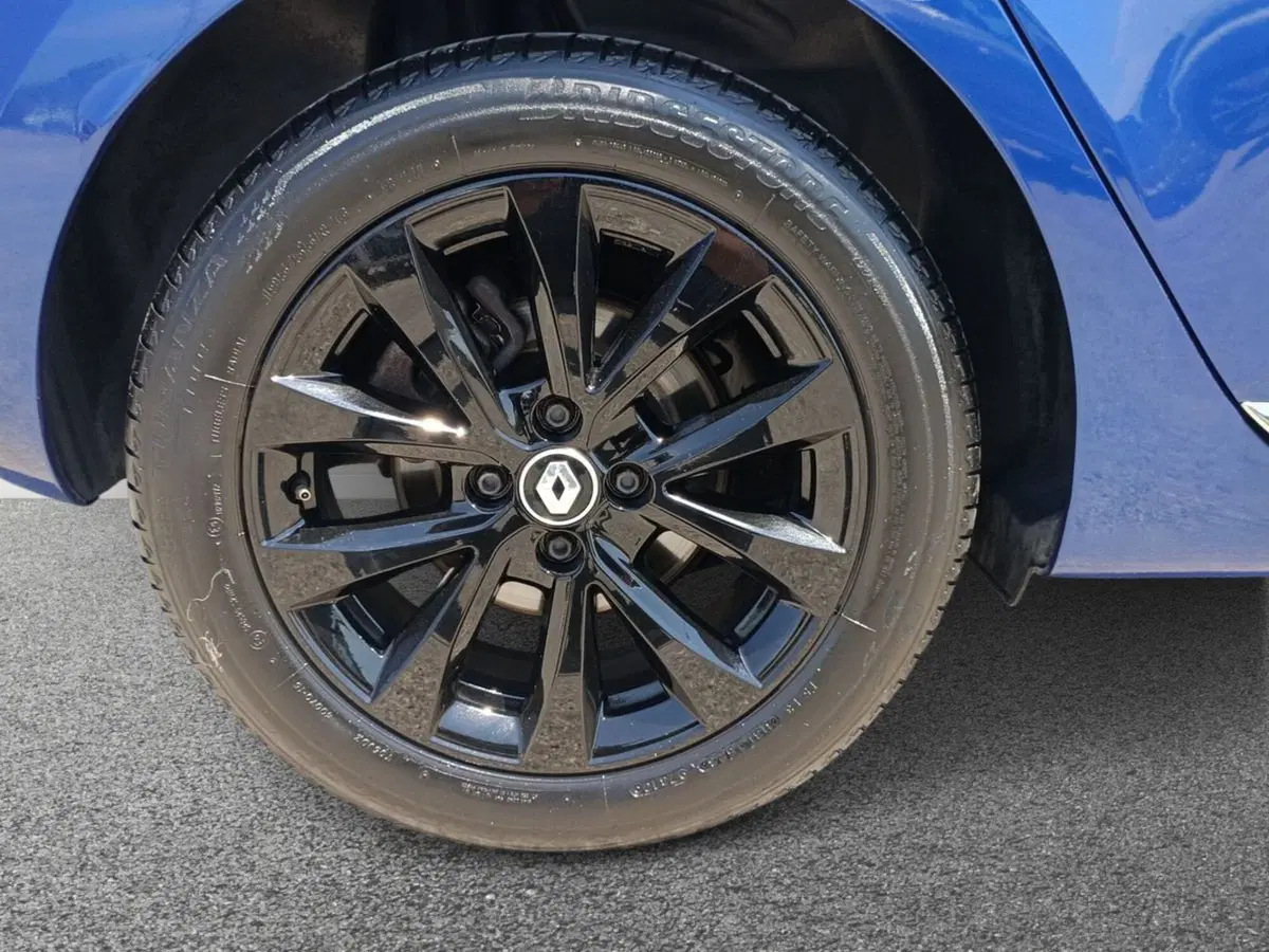Renault Clio usata a Bari (6)