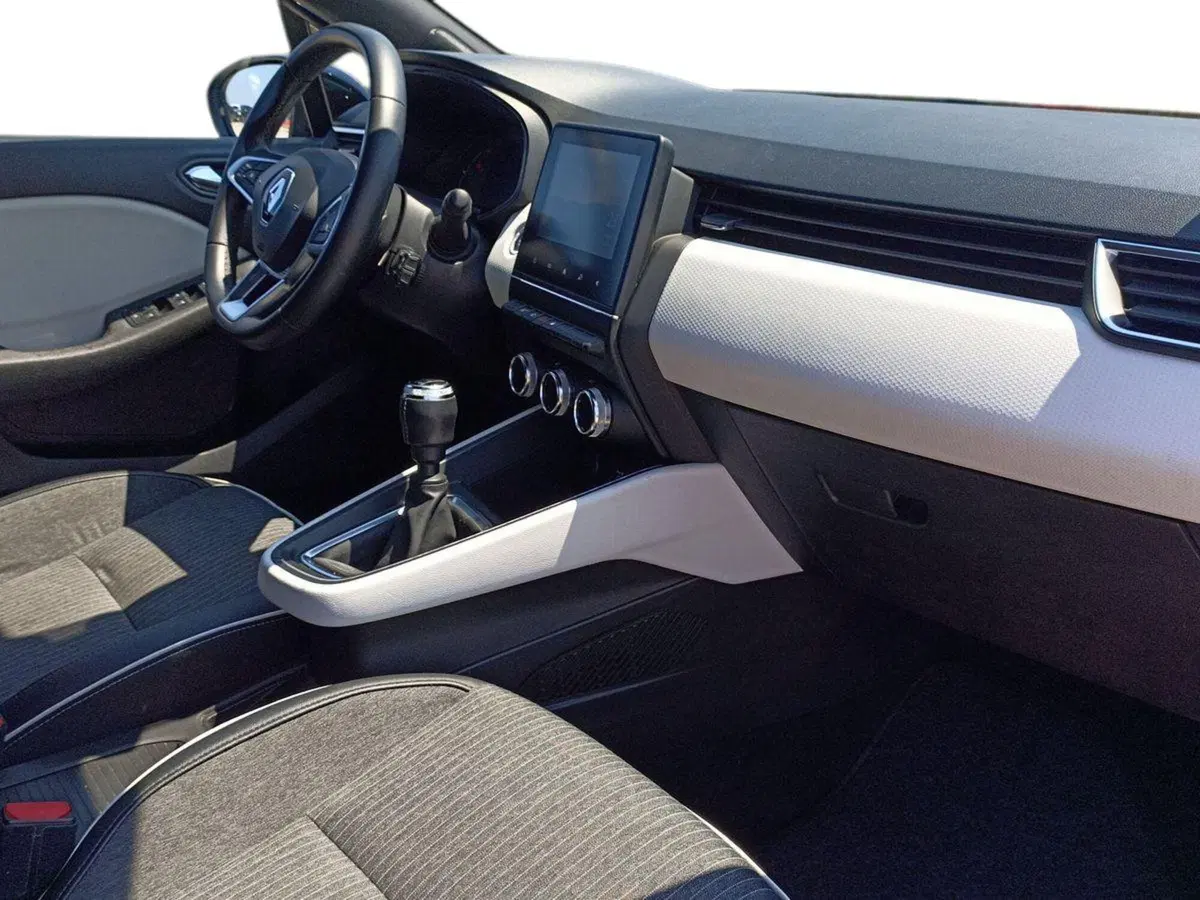 Renault Clio usata a Bari (9)