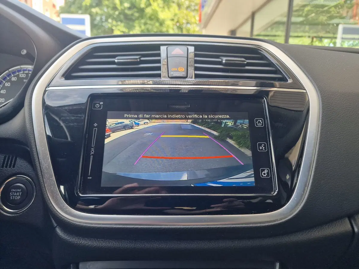 Suzuki S-Cross usata a Milano (11)