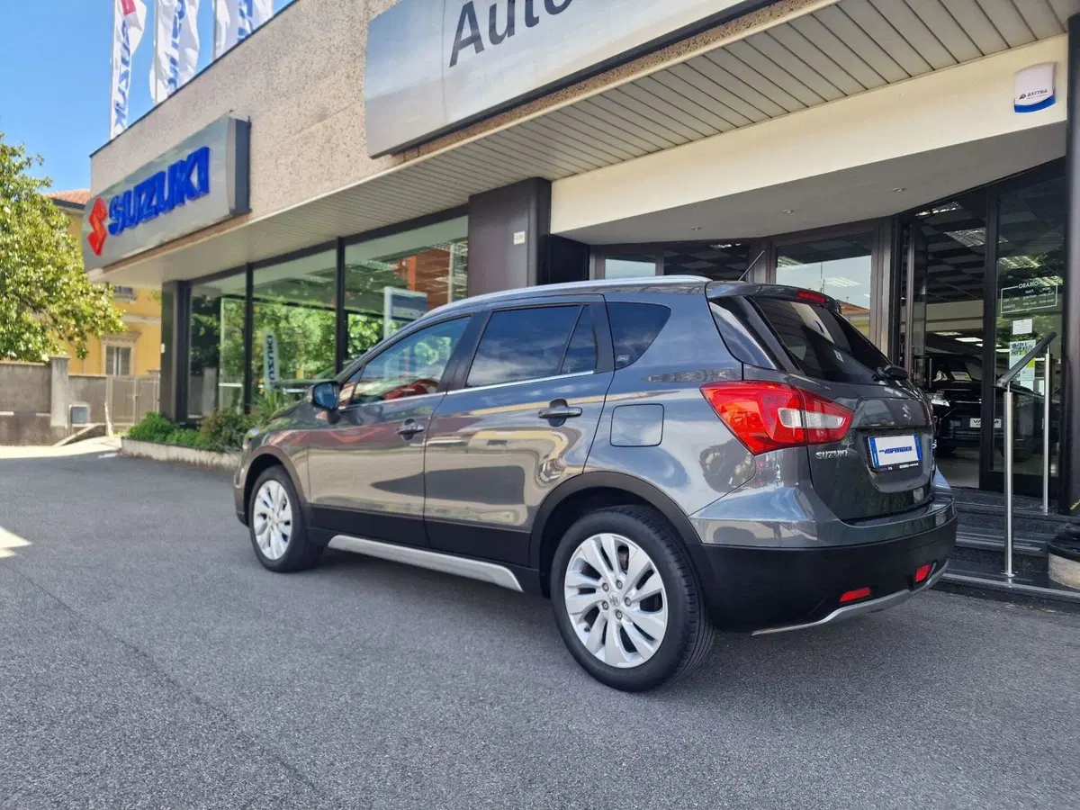 Suzuki S-Cross usata a Milano (4)