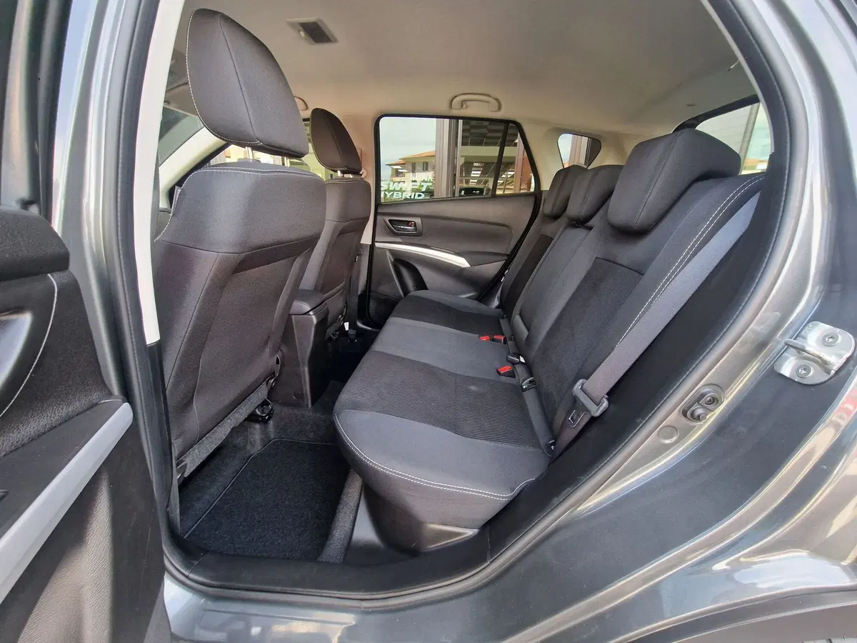 Suzuki S-Cross usata a Milano (7)