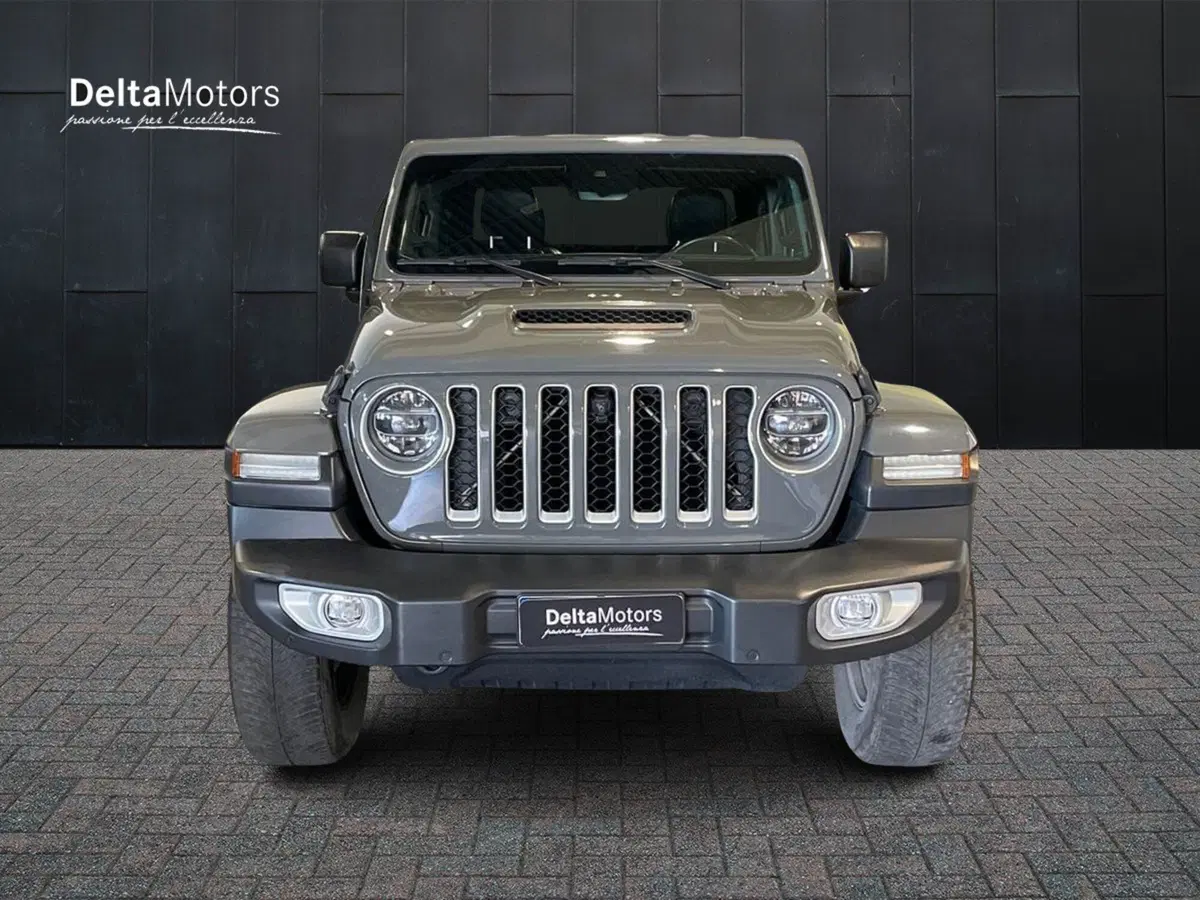 Jeep Gladiator usata a Ancona (2)