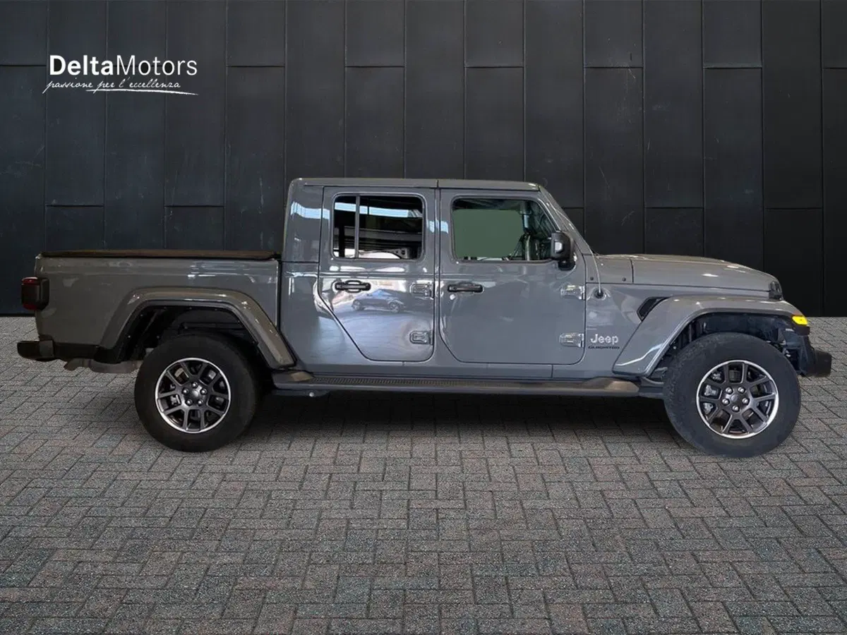 Jeep Gladiator usata a Ancona (3)