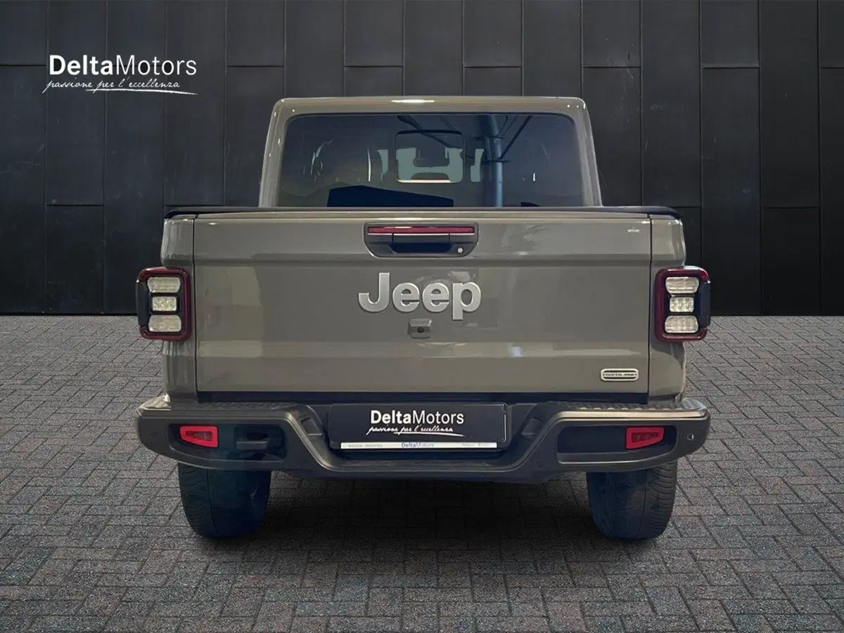 Jeep Gladiator usata a Ancona (6)