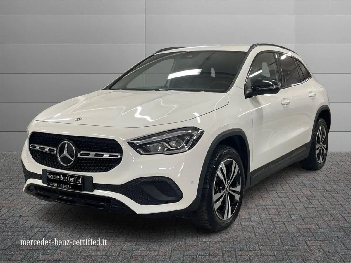 Mercedes-Benz GLA SUV usata a Macerata