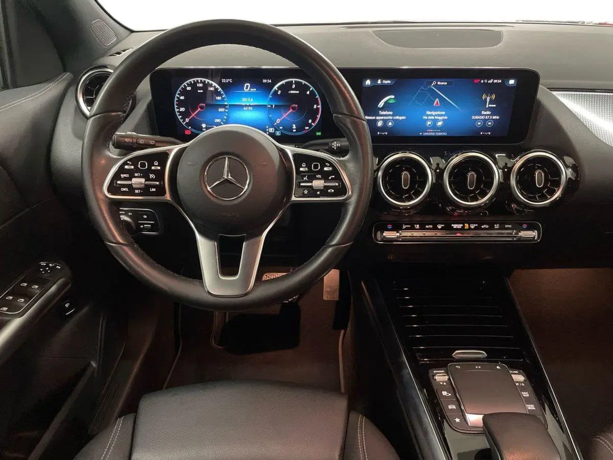 Mercedes-Benz GLA SUV usata a Macerata (11)