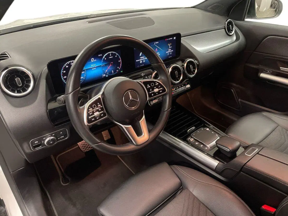 Mercedes-Benz GLA SUV usata a Macerata (16)
