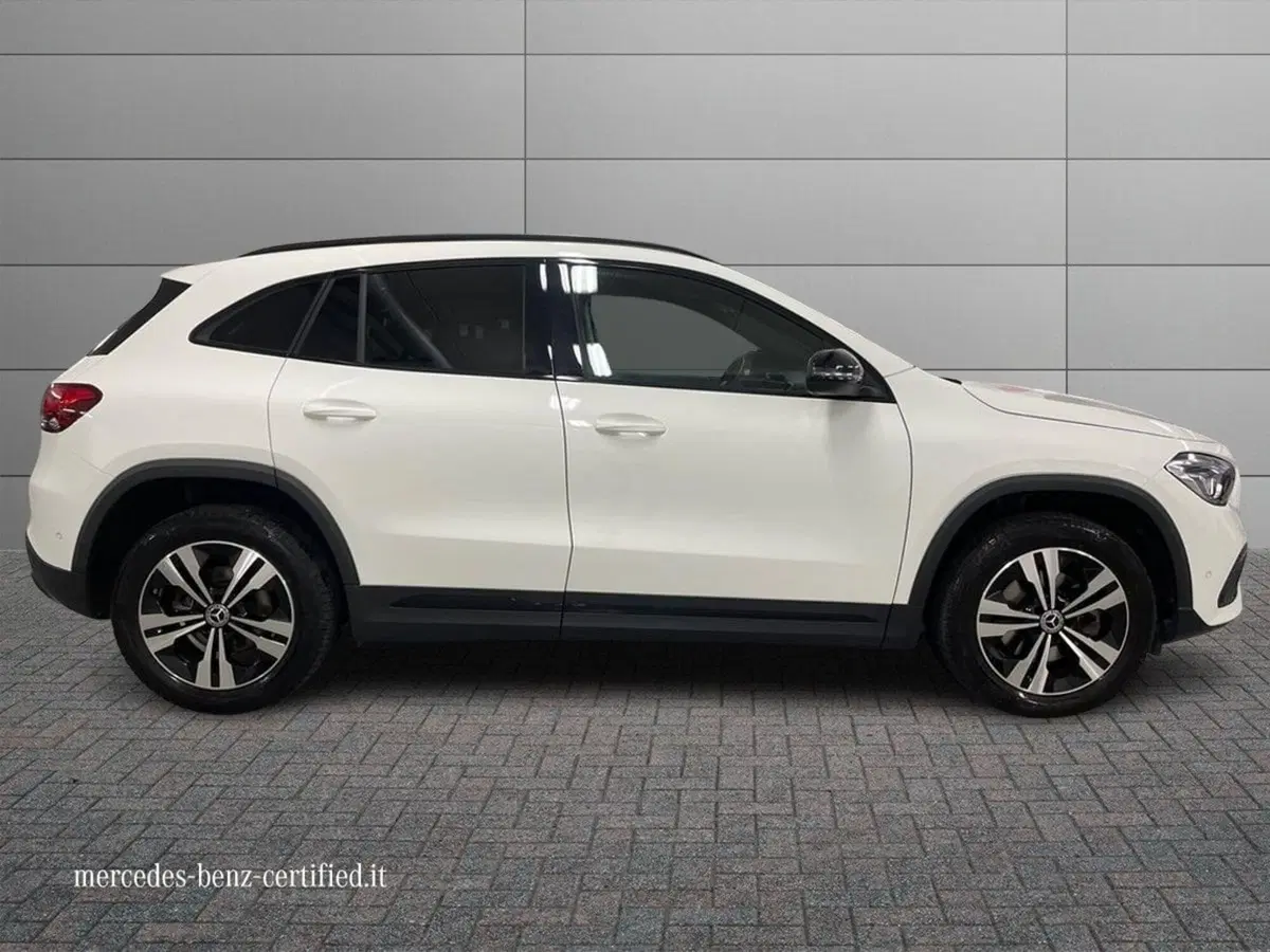 Mercedes-Benz GLA SUV usata a Macerata (5)