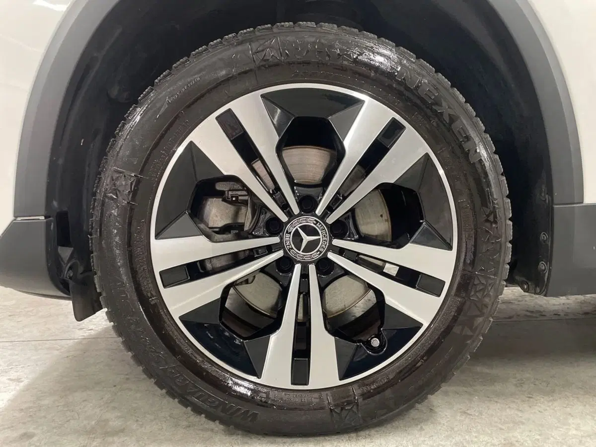 Mercedes-Benz GLA SUV usata a Macerata (8)