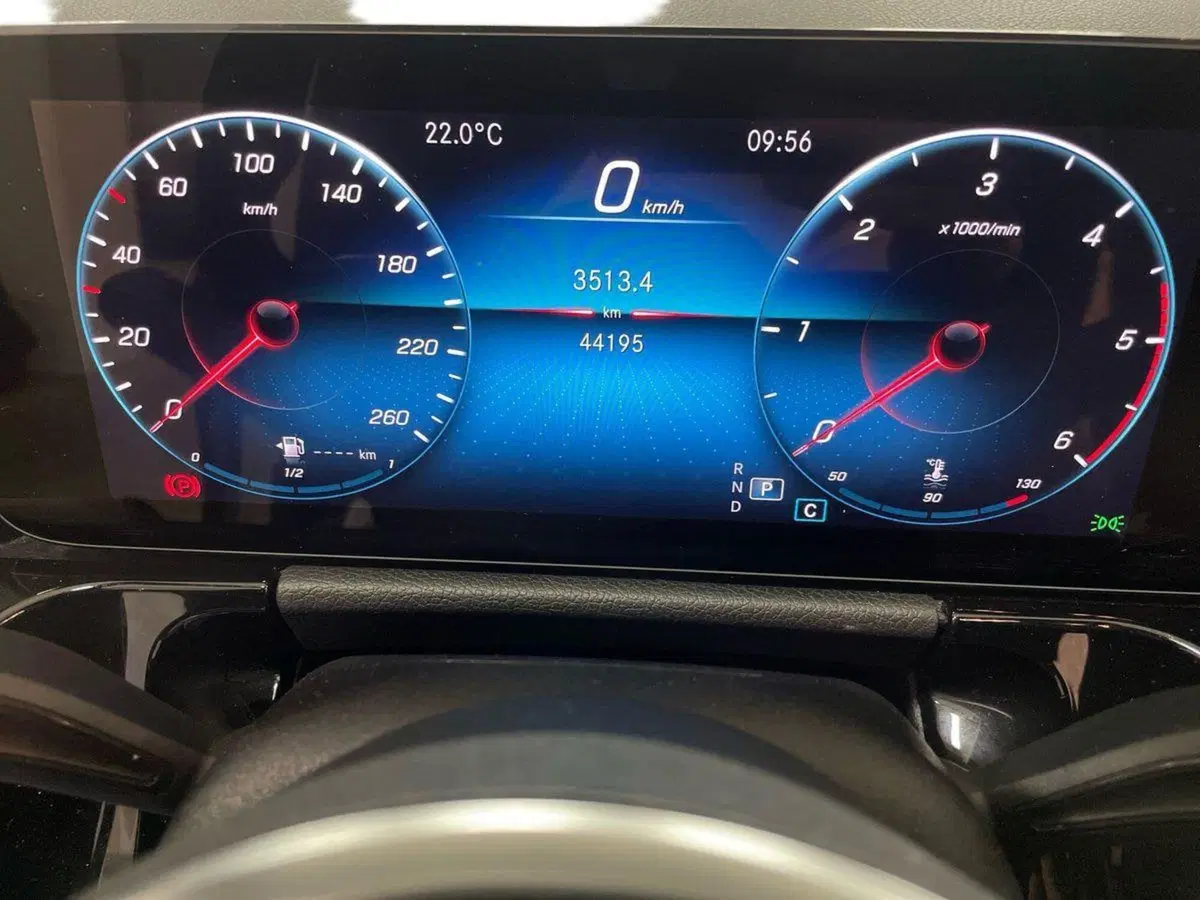 Mercedes-Benz GLA SUV usata a Macerata (9)