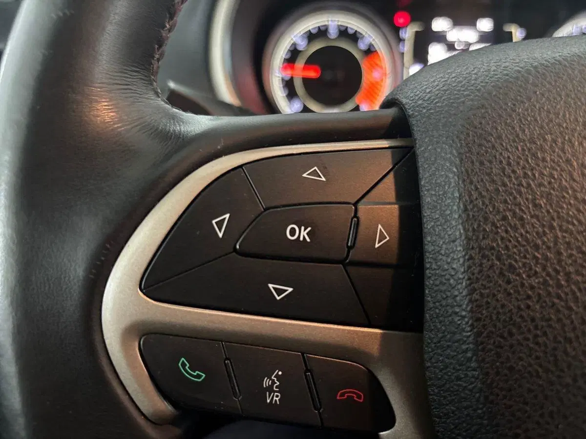 Jeep Cherokee usata a Torino (16)