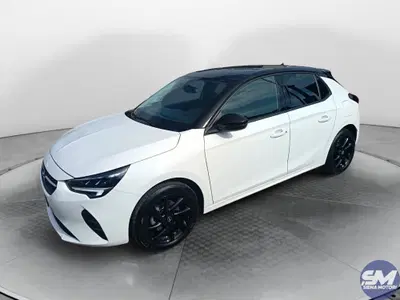 Opel Corsa 1.2 Design &amp; Tech del 2022 usata a Siena
