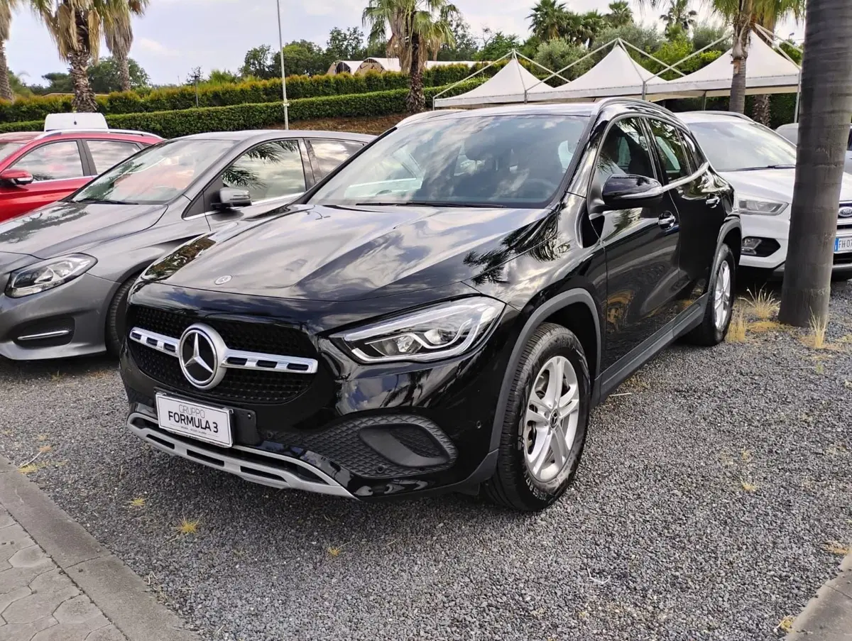 Mercedes-Benz GLA SUV usata a Messina