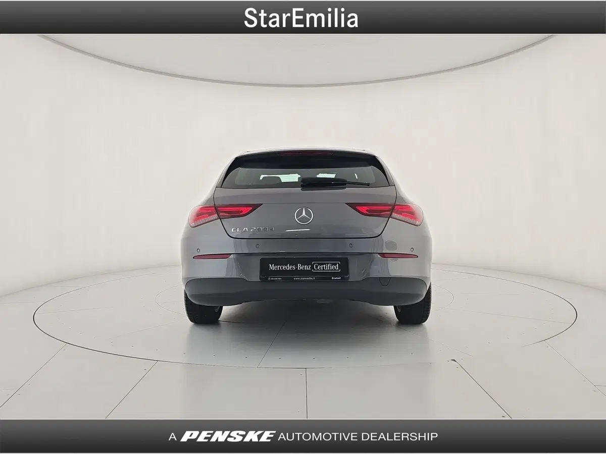 Mercedes-Benz CLA Shooting Brake usata a Bologna (4)