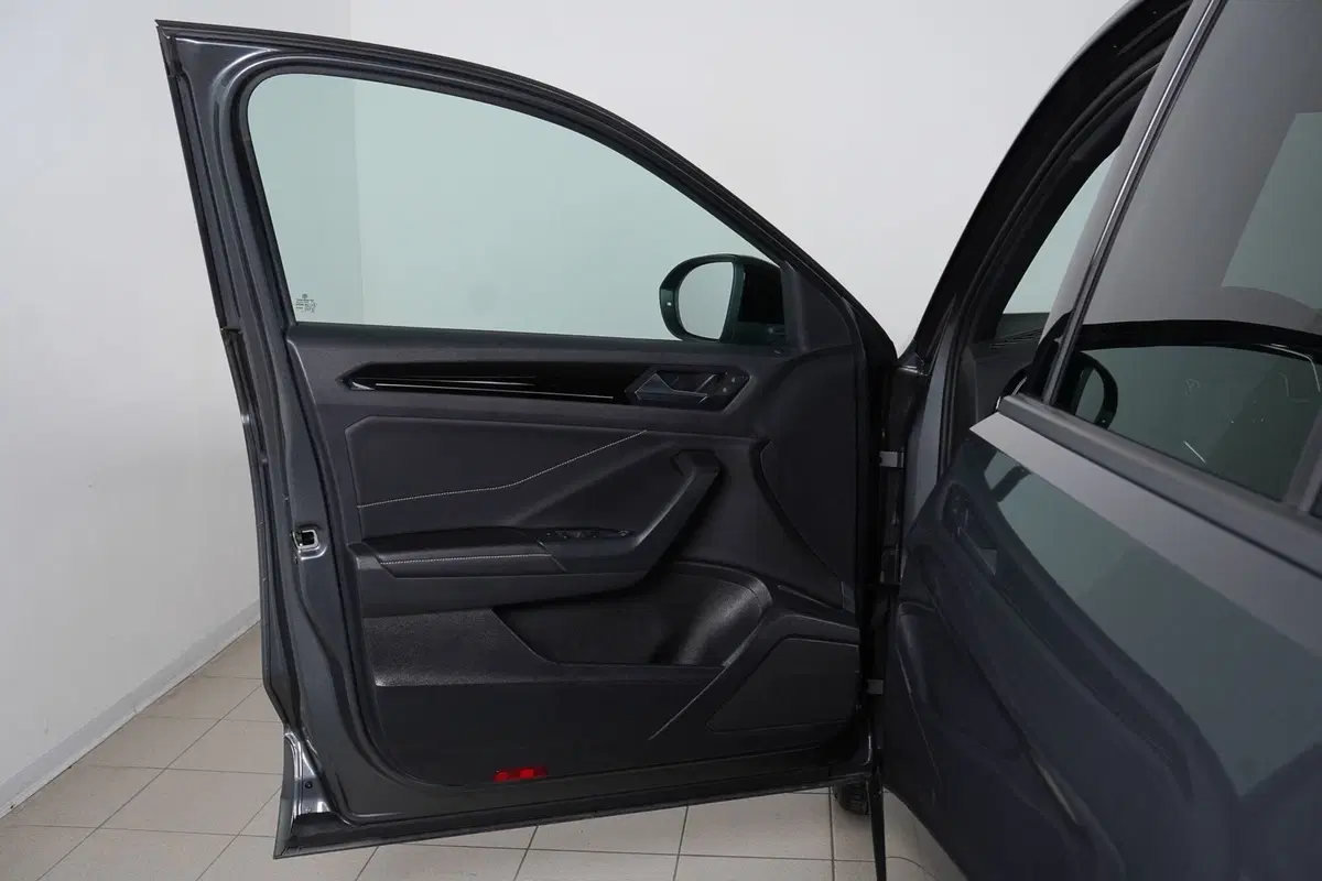 Volkswagen T-Roc usata a Perugia (13)