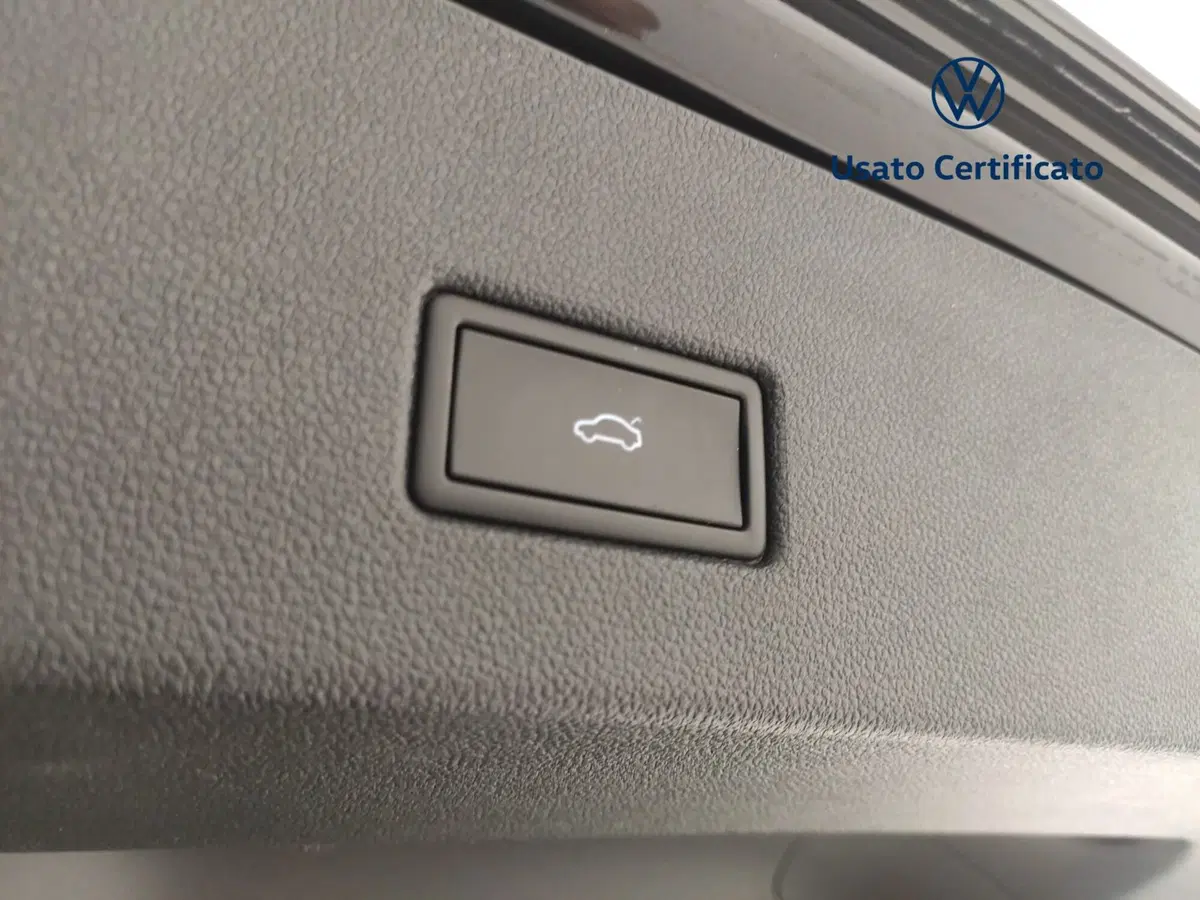 Volkswagen T-Roc usata a Benevento (14)
