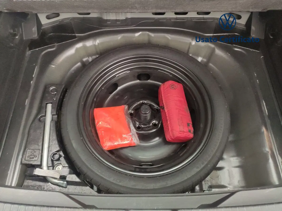 Volkswagen T-Roc usata a Benevento (15)